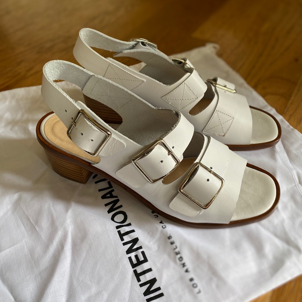 Intentionally Blank White Jill Leather Sandal US9 - Picture 4 of 11